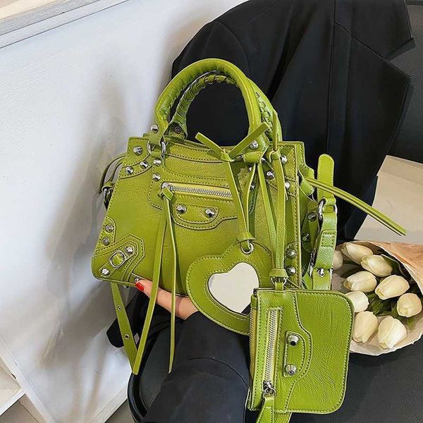 designer luxury for womens bags handbag b-shaped paris single shoulder messenger fashion square gift shoulder oblique span wallet versatile
designer luxury for womens bags handbag b-shaped paris single shoulder messenger fashion square gift shoulder oblique span wallet versatile