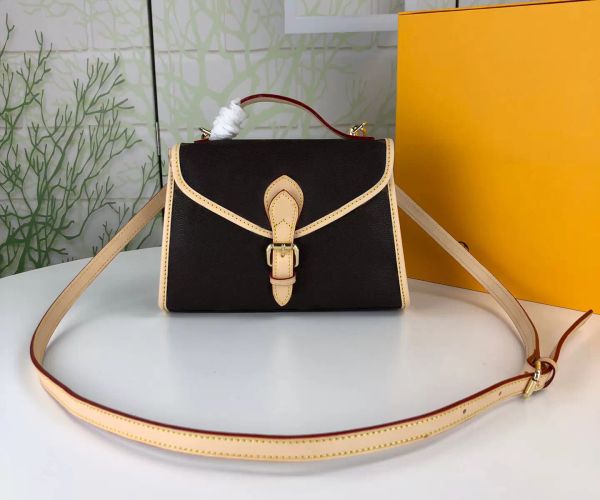 fashion designers women handbags luxurys lady shoulder bags leather messenger bag classic flowers crossbody purses chains plaid totes 51123
fashion designers women handbags luxurys lady shoulder bags leather messenger bag classic flowers crossbody purses chains plaid totes 51123