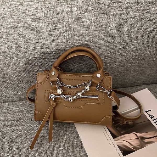 designer luxury for womens bags handbag b-shaped paris single shoulder messenger fashion square gift shoulder oblique span wallet versatile
designer luxury for womens bags handbag b-shaped paris single shoulder messenger fashion square gift shoulder oblique span wallet versatile