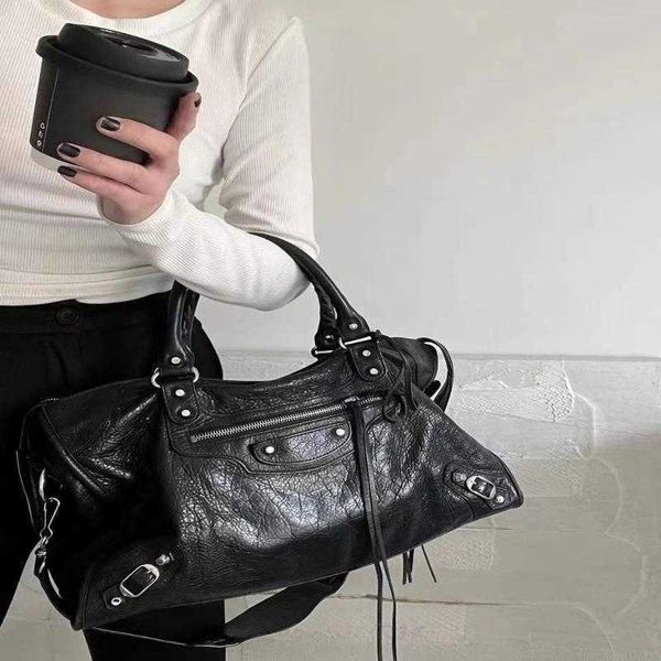 designer luxury for womens bags handbag b-shaped paris single shoulder messenger fashion square gift shoulder oblique span wallet versatile
designer luxury for womens bags handbag b-shaped paris single shoulder messenger fashion square gift shoulder oblique span wallet versatile