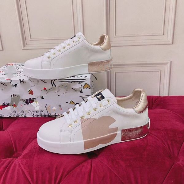 new runaway casual shoes sneaker designer plaid pattern platform classic suede leather sports skateboarding shoes mens women sneakers 34-45, Red;white
new runaway casual shoes sneaker designer plaid pattern platform classic suede leather sports skateboarding shoes mens women sneakers 34-45, Red;white