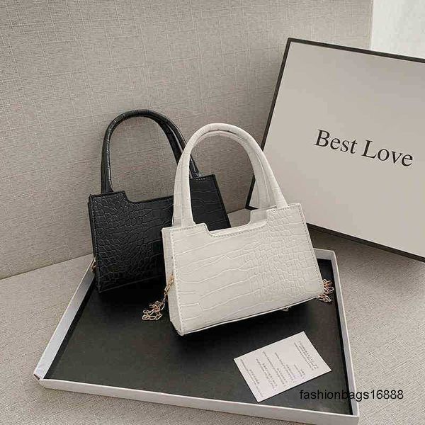 alligator pattern handbags for women soft shoulder bags female small square messenger bags ladies travel chain crossbody 2022
alligator pattern handbags for women soft shoulder bags female small square messenger bags ladies travel chain crossbody 2022