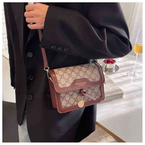 purses bag female new letter versatile armpit bag high sense sling one shoulder messenger small square bag
purses bag female new letter versatile armpit bag high sense sling one shoulder messenger small square bag