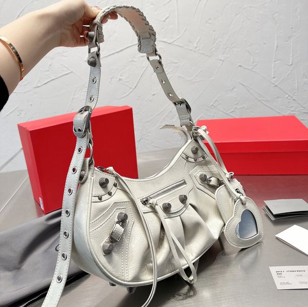 shoulder cross body handbag bags boston bag women lady motorcycle genuine leather clutch retro vintage luxury designer handbags bags crossbo
shoulder cross body handbag bags boston bag women lady motorcycle genuine leather clutch retro vintage luxury designer handbags bags crossbo