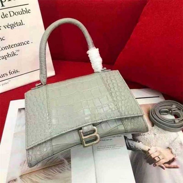 designer handbags luxury balencaige bags hourglass handbag alligator star same b-word leather portable one shoulder messenger for
designer handbags luxury balencaige bags hourglass handbag alligator star same b-word leather portable one shoulder messenger for