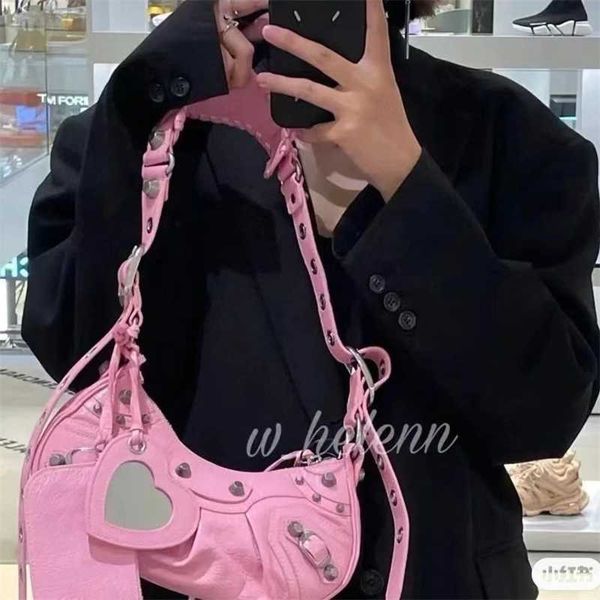 designer luxury for womens bags handbag b-shaped paris single shoulder messenger fashion square gift shoulder oblique span wallet versatile
designer luxury for womens bags handbag b-shaped paris single shoulder messenger fashion square gift shoulder oblique span wallet versatile