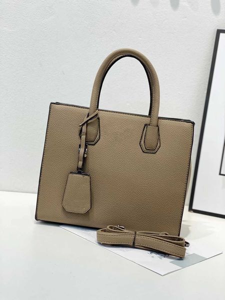 lvs bags for womens handbags designers luxury totes crossbody bag handbag multicolour fashion capacity versatile shoulder pursest 7a quality
lvs bags for womens handbags designers luxury totes crossbody bag handbag multicolour fashion capacity versatile shoulder pursest 7a quality