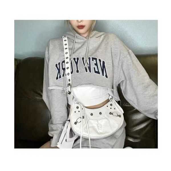 designer luxury for womens bags handbag b-shaped paris single shoulder messenger fashion square gift shoulder oblique span wallet versatile
designer luxury for womens bags handbag b-shaped paris single shoulder messenger fashion square gift shoulder oblique span wallet versatile