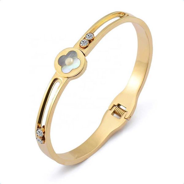 charm bracelets latt dign 18k gold plated stainls steel jewelry lucky grass four-leaf clover shell bracelet, Golden;silver
charm bracelets latt dign 18k gold plated stainls steel jewelry lucky grass four-leaf clover shell bracelet, Golden;silver