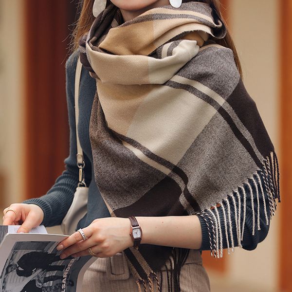 fashion winter scarf women's new style imitate cashmere shawl warm thickened tassel scarfs wholesale, Blue;gray
fashion winter scarf women's new style imitate cashmere shawl warm thickened tassel scarfs wholesale, Blue;gray