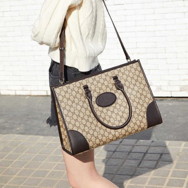 factory 80% off clearance wholesale simple women's handbag new 2023 fashion versatile autumn and winter atmosphere bag tote large capac
factory 80% off clearance wholesale simple women's handbag new 2023 fashion versatile autumn and winter atmosphere bag tote large capac