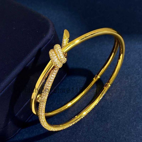 designed bangle new knot rope full diamonds pendant ladies necklace luxurious knotted cross diamond knot women's chain bracelet earring, Black
designed bangle new knot rope full diamonds pendant ladies necklace luxurious knotted cross diamond knot women's chain bracelet earring, Black