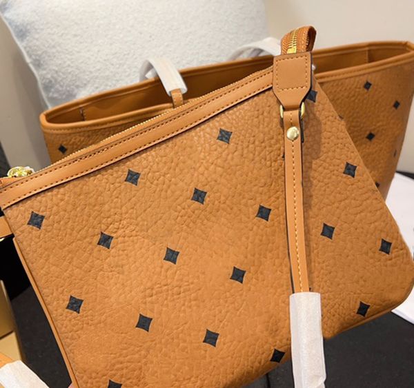 designer mc tote bags 2 in 1 classic dhgates toiletry cosmetics makeup bags vintage mc women elegant shopping amcmbag pu large 32cm backpack
designer mc tote bags 2 in 1 classic dhgates toiletry cosmetics makeup bags vintage mc women elegant shopping amcmbag pu large 32cm backpack