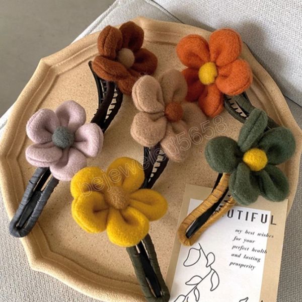 korean plush flower hair clip large ponytail hair claw for girl ornament fashion autumn winter hair accessories, Golden;silver
korean plush flower hair clip large ponytail hair claw for girl ornament fashion autumn winter hair accessories, Golden;silver