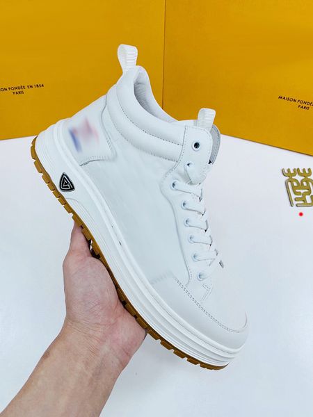 2023 men snow boots mens boots classic short keep warm with card dust bag tag sell aus booties -h105, Black
2023 men snow boots mens boots classic short keep warm with card dust bag tag sell aus booties -h105, Black