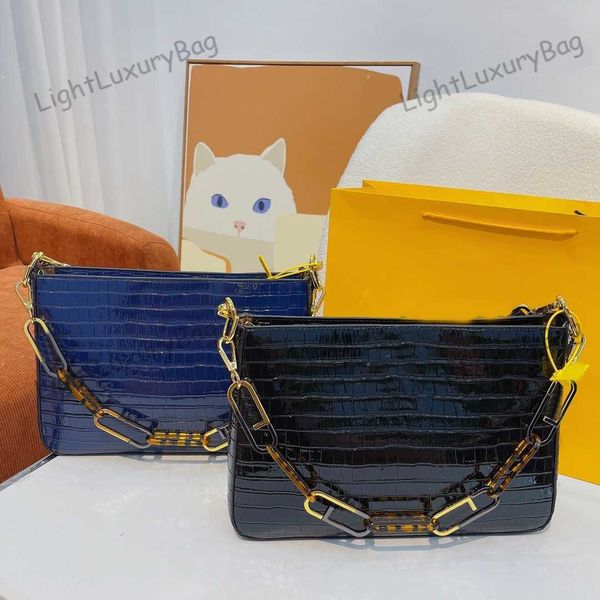 personality lock chain shoulder bag designer light luxury handbag for women classic famous brand shopping purses 220206
personality lock chain shoulder bag designer light luxury handbag for women classic famous brand shopping purses 220206