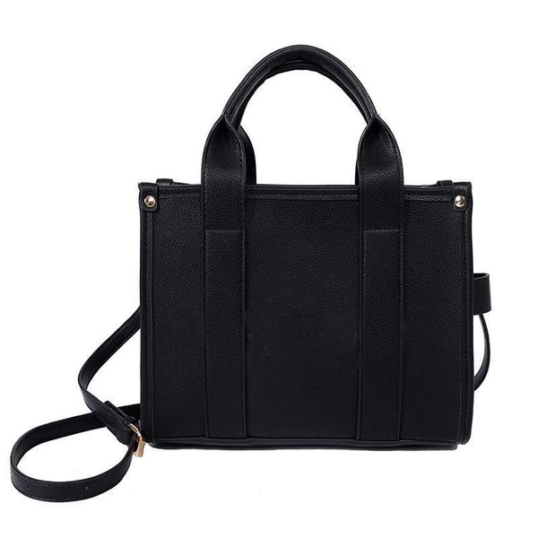 classic the tote bag designer women mini large canvas leather crossbody shoulder handbags with strap black pink handbag for work school2
classic the tote bag designer women mini large canvas leather crossbody shoulder handbags with strap black pink handbag for work school2