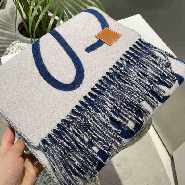 painted designer lowe scarf winter autumn graffiti hand alphabet old flower chessboard pattern tassel warm color contrast cashmere 8i89 scar, Blue;gray
painted designer lowe scarf winter autumn graffiti hand alphabet old flower chessboard pattern tassel warm color contrast cashmere 8i89 scar, Blue;gray