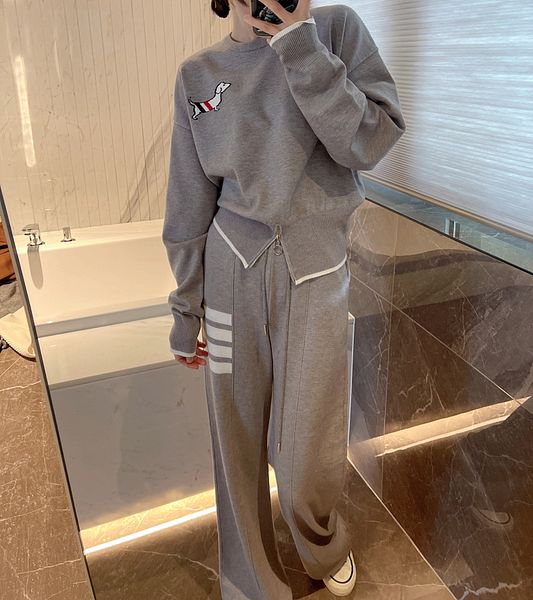women s two piece pants tb dog casual fashion sports knitting suit loose slim four bar round neck long sleeve straight two piece 221118, White
women s two piece pants tb dog casual fashion sports knitting suit loose slim four bar round neck long sleeve straight two piece 221118, White