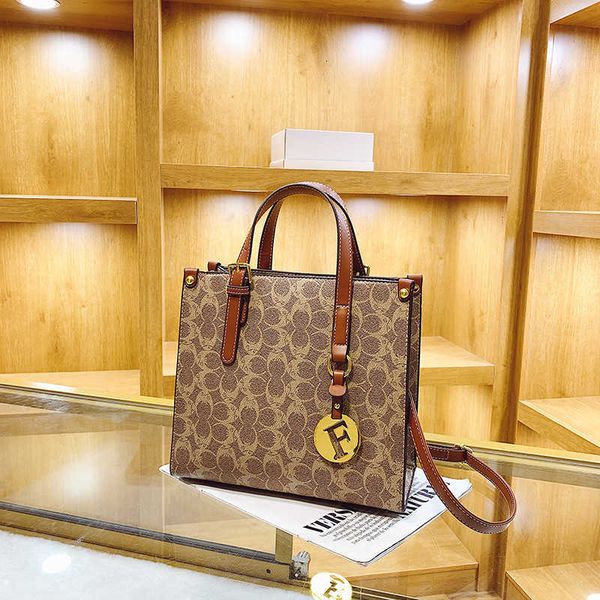 factory 80% off clearance wholesale 2023 new tote bag versatile portable one shoulder cross body women's
factory 80% off clearance wholesale 2023 new tote bag versatile portable one shoulder cross body women's