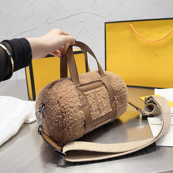 bags designer totes bag women handbag classic luxury brand imitation shoulder bag fashion solid color letter splicing wallet party
bags designer totes bag women handbag classic luxury brand imitation shoulder bag fashion solid color letter splicing wallet party