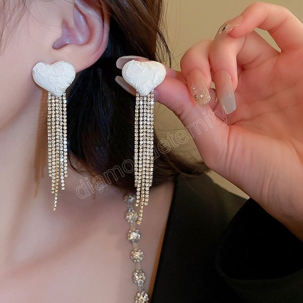 shiny rhinestone claw chain tassel long earrings for women love heart dangle earrings luxury jewelry party ear accessories, Silver
shiny rhinestone claw chain tassel long earrings for women love heart dangle earrings luxury jewelry party ear accessories, Silver