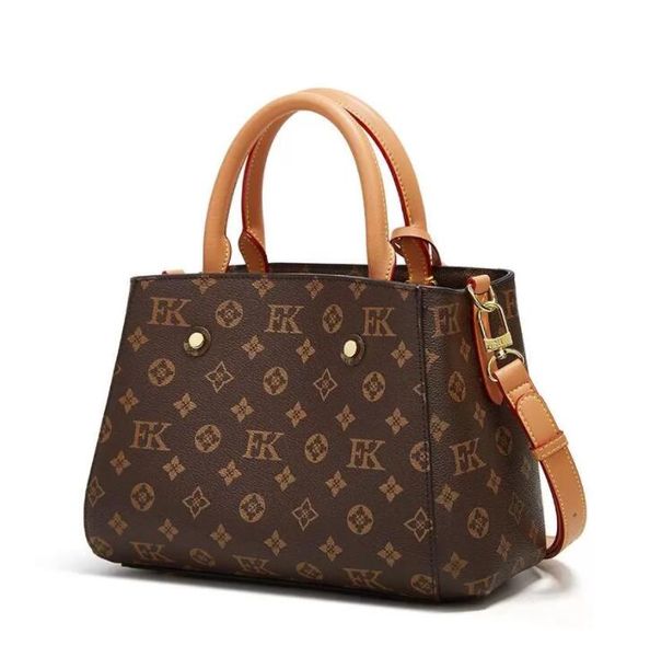 2022 handbags designer luxury satchel messenger handbag leather strim handles with shoulder strap crossbody bag french bag
2022 handbags designer luxury satchel messenger handbag leather strim handles with shoulder strap crossbody bag french bag