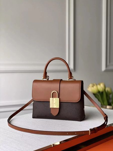 2021 new luxury female designer handbags fashion one shoulder messenger bags hand bag coin purse bag waist
2021 new luxury female designer handbags fashion one shoulder messenger bags hand bag coin purse bag waist