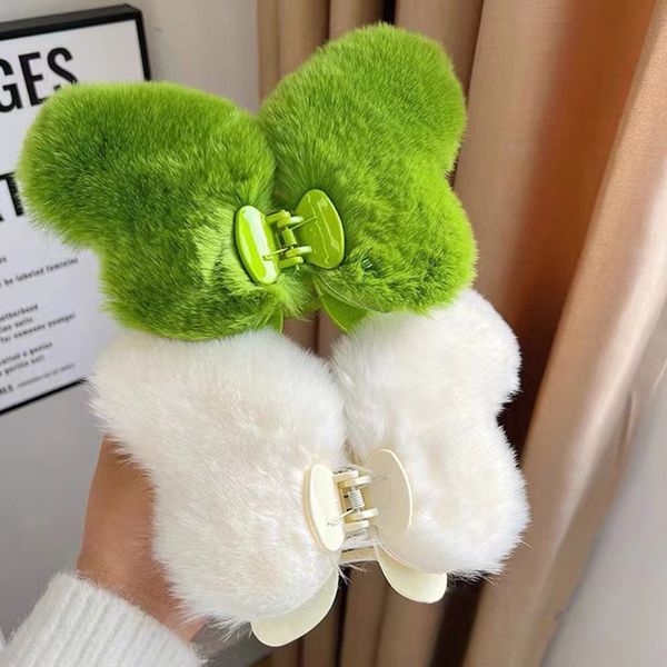 korea winter plush butterfly hair claw back of the head acrylic hairpins imitation mink faux fur hair clip solid crab grab girls, Slivery;white
korea winter plush butterfly hair claw back of the head acrylic hairpins imitation mink faux fur hair clip solid crab grab girls, Slivery;white