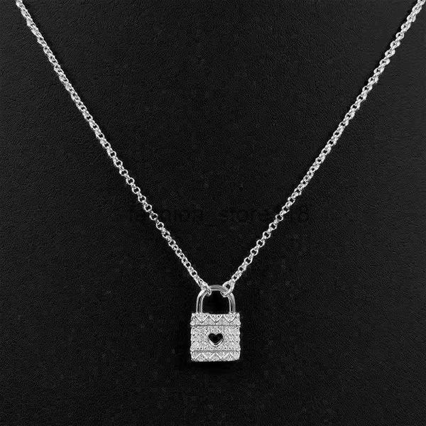 necklaces bracelet designer jewelry heart-shaped hollow lock head chain heart pendant, Silver
necklaces bracelet designer jewelry heart-shaped hollow lock head chain heart pendant, Silver