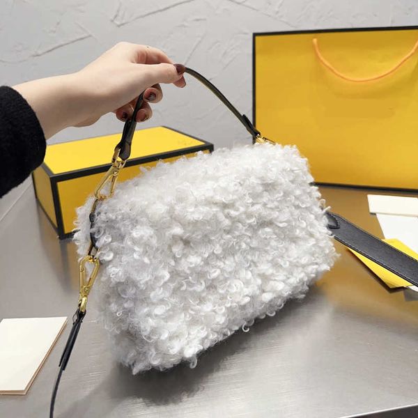 designer bags shoulder bag designers baguette women luxury handbag flap fashion square messenger crossbody bags purses 221111
designer bags shoulder bag designers baguette women luxury handbag flap fashion square messenger crossbody bags purses 221111