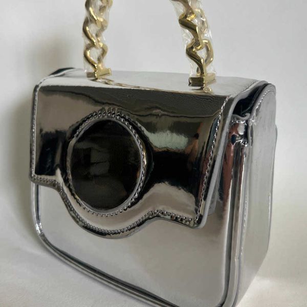 medusa totes designer purses for women mini shoulder messenger bag gold plated handle silver handbag 16x15x7cm
medusa totes designer purses for women mini shoulder messenger bag gold plated handle silver handbag 16x15x7cm