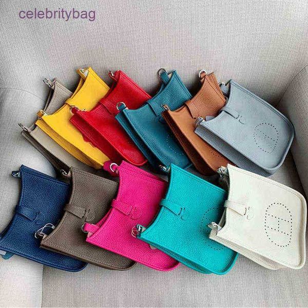 factory designer hremes shoulder bags bag evelynn handbag crossbody women h familys same bucket mini messenger ins retro layer cowhide women
factory designer hremes shoulder bags bag evelynn handbag crossbody women h familys same bucket mini messenger ins retro layer cowhide women