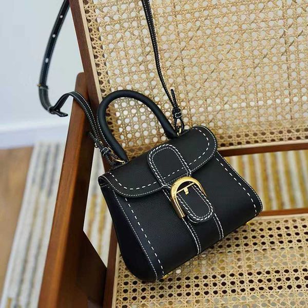 handbags delv fashion luxury bags genuine leather elegant classic one shoudler brillant hand sewn wax threadpure thread hand horseshoe buckl
handbags delv fashion luxury bags genuine leather elegant classic one shoudler brillant hand sewn wax threadpure thread hand horseshoe buckl