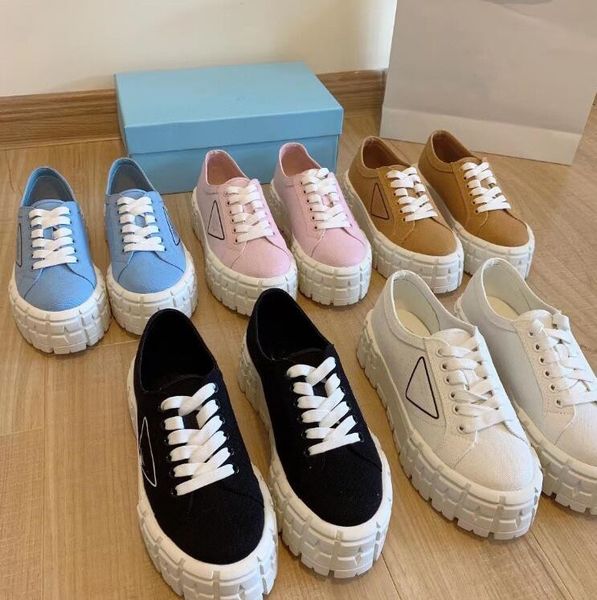 thick soled canvas shoes women's casual biscuit shoes 2022 summer new style high rise lace up small white shoe with dust bag 40, Black
thick soled canvas shoes women's casual biscuit shoes 2022 summer new style high rise lace up small white shoe with dust bag 40, Black