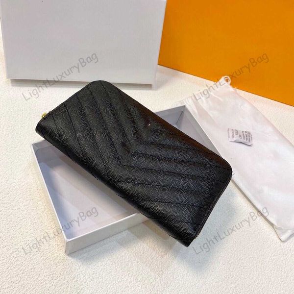wallets designer leather vintage long purse with zip light luxury temperament for men women classic famous brand shopping bags 221031
wallets designer leather vintage long purse with zip light luxury temperament for men women classic famous brand shopping bags 221031