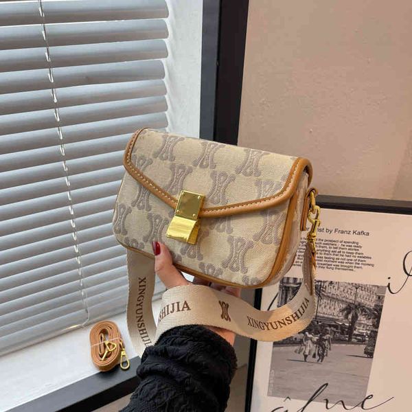 this year's popular small bag women 2022 new fashion armpit canvas square summer ocean wide band messenger
this year's popular small bag women 2022 new fashion armpit canvas square summer ocean wide band messenger