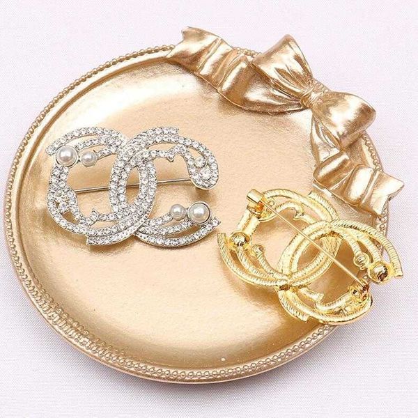 women luxury charm brand designer c letters diamond brooch ladies pearl fashion simple crystal rhinestone brooches pins jewelry accessores p, Gray
women luxury charm brand designer c letters diamond brooch ladies pearl fashion simple crystal rhinestone brooches pins jewelry accessores p, Gray