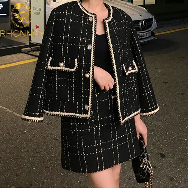women's knits tees autumn elegant black plaid woolen tweed jacket coat mini skirt set office women two piece outfits tracksuit 221117, White 
women's knits tees autumn elegant black plaid woolen tweed jacket coat mini skirt set office women two piece outfits tracksuit 221117, White