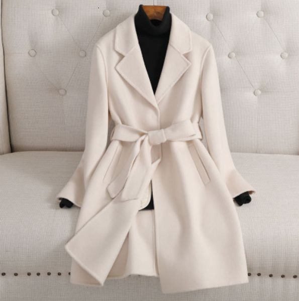 women's wool blends european and american autumn and winter doublesided fashionable fashion slim woolen women's coat 221118, Black
women's wool blends european and american autumn and winter doublesided fashionable fashion slim woolen women's coat 221118, Black