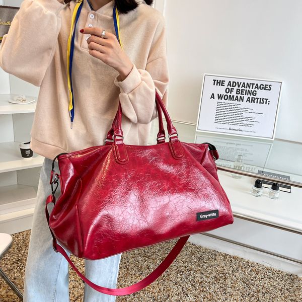 duffel bags yilian travel bag women's clothing tote bag for travel carry light and large capacity pu luggage bag 221118
duffel bags yilian travel bag women's clothing tote bag for travel carry light and large capacity pu luggage bag 221118