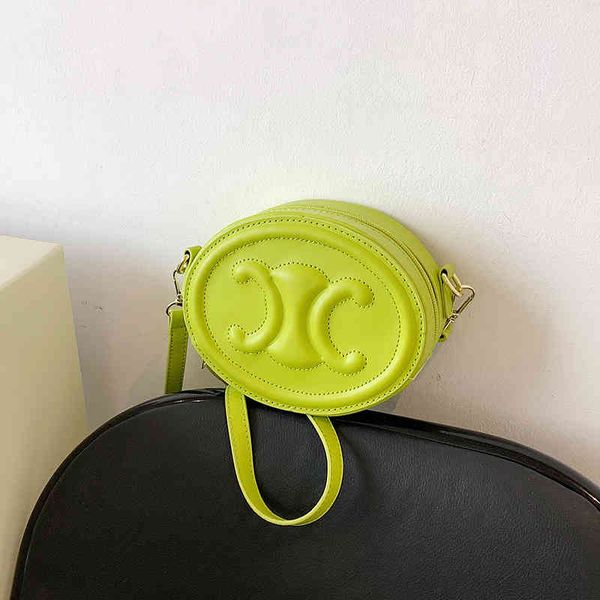 2022 new women's popular crossbody bag fashion cylinder shoulder pu soft leather texture pig nose
2022 new women's popular crossbody bag fashion cylinder shoulder pu soft leather texture pig nose