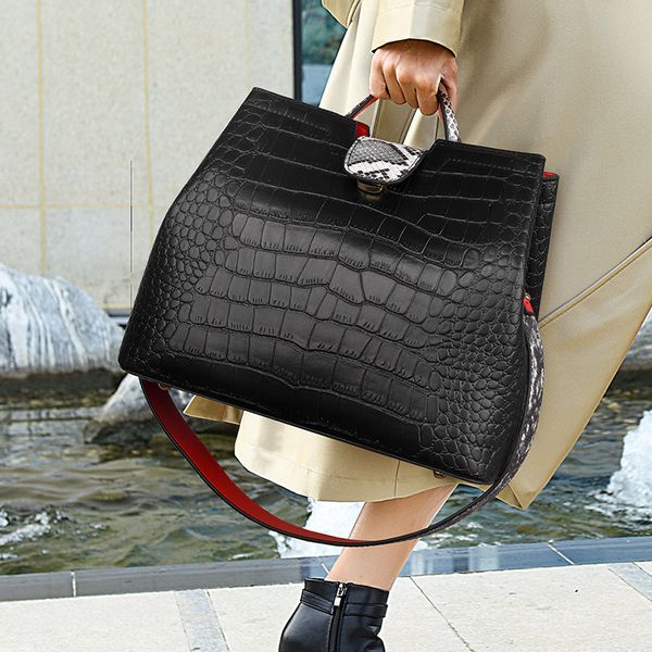 women inclined shoulder bags fashion casual womens bag small handbag totes high-capacity genuine leather large volume wholesale girl mobile
women inclined shoulder bags fashion casual womens bag small handbag totes high-capacity genuine leather large volume wholesale girl mobile
