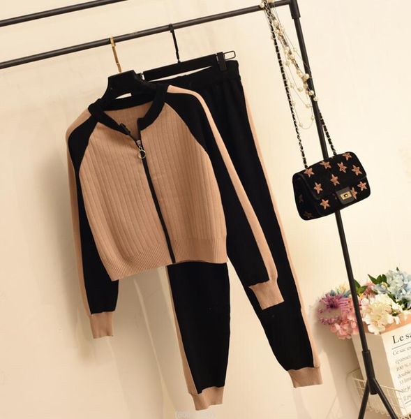 popular new model two-piece casual women's pants sweater cardigan jacket autumn new knitted suit fashion baseball sports and pants set, White
popular new model two-piece casual women's pants sweater cardigan jacket autumn new knitted suit fashion baseball sports and pants set, White