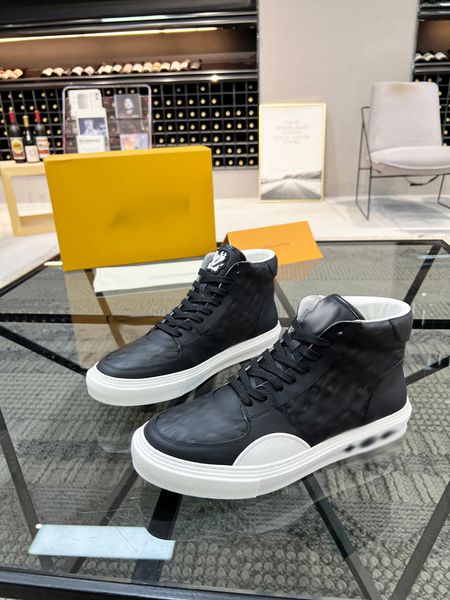 2023 men boots designer ankle boot real leather shoe fashion shoe shiny detachable nylon pouch combat outdoor thick bottom -n0139, Black
2023 men boots designer ankle boot real leather shoe fashion shoe shiny detachable nylon pouch combat outdoor thick bottom -n0139, Black