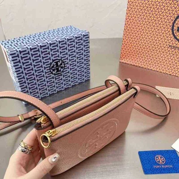 handbag torysburchs designer premium leather belt double-sided double zipper women's bag 2022 fashion single shoulder versatile messeng
handbag torysburchs designer premium leather belt double-sided double zipper women's bag 2022 fashion single shoulder versatile messeng