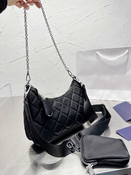 winter 3-in-1 shoulder bag stylish underarm bags chain adjustable wallet designer handbag crossbody purse zipper messenger bag 2022
winter 3-in-1 shoulder bag stylish underarm bags chain adjustable wallet designer handbag crossbody purse zipper messenger bag 2022