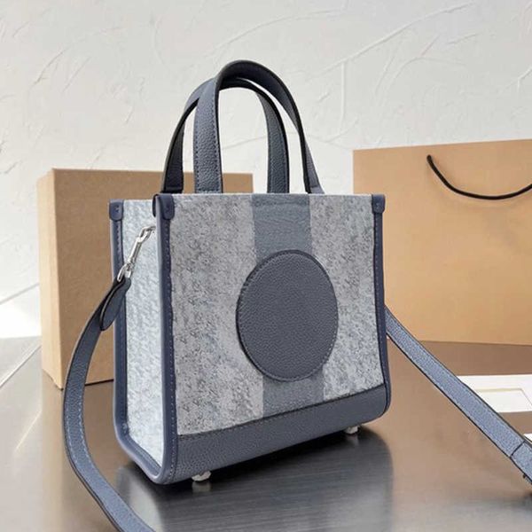 evening bags designer bag women bags large capacity handbag letter print shopping shoulder bag fashion totes cross body luxury genuine leath
evening bags designer bag women bags large capacity handbag letter print shopping shoulder bag fashion totes cross body luxury genuine leath