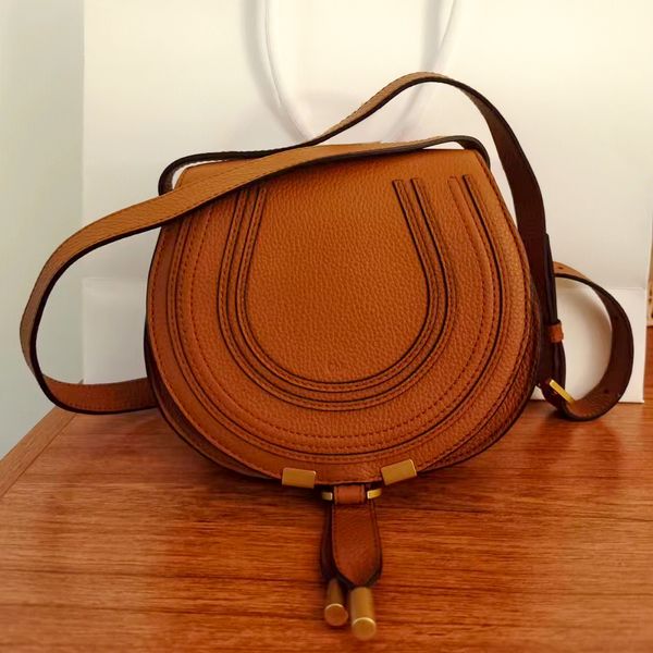 cross body stra fashion crossbody pochette cowhide leather saddl famous handbag envelopep travel women's designer bag marcie small tote
cross body stra fashion crossbody pochette cowhide leather saddl famous handbag envelopep travel women's designer bag marcie small tote