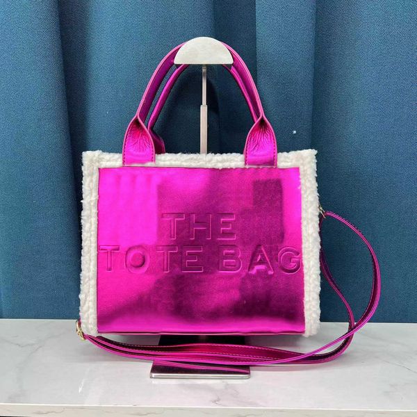 shopping bags designer marc totes hands autumn winter shoulder women the tote letter large capacity tote shopping handbags 221009
shopping bags designer marc totes hands autumn winter shoulder women the tote letter large capacity tote shopping handbags 221009